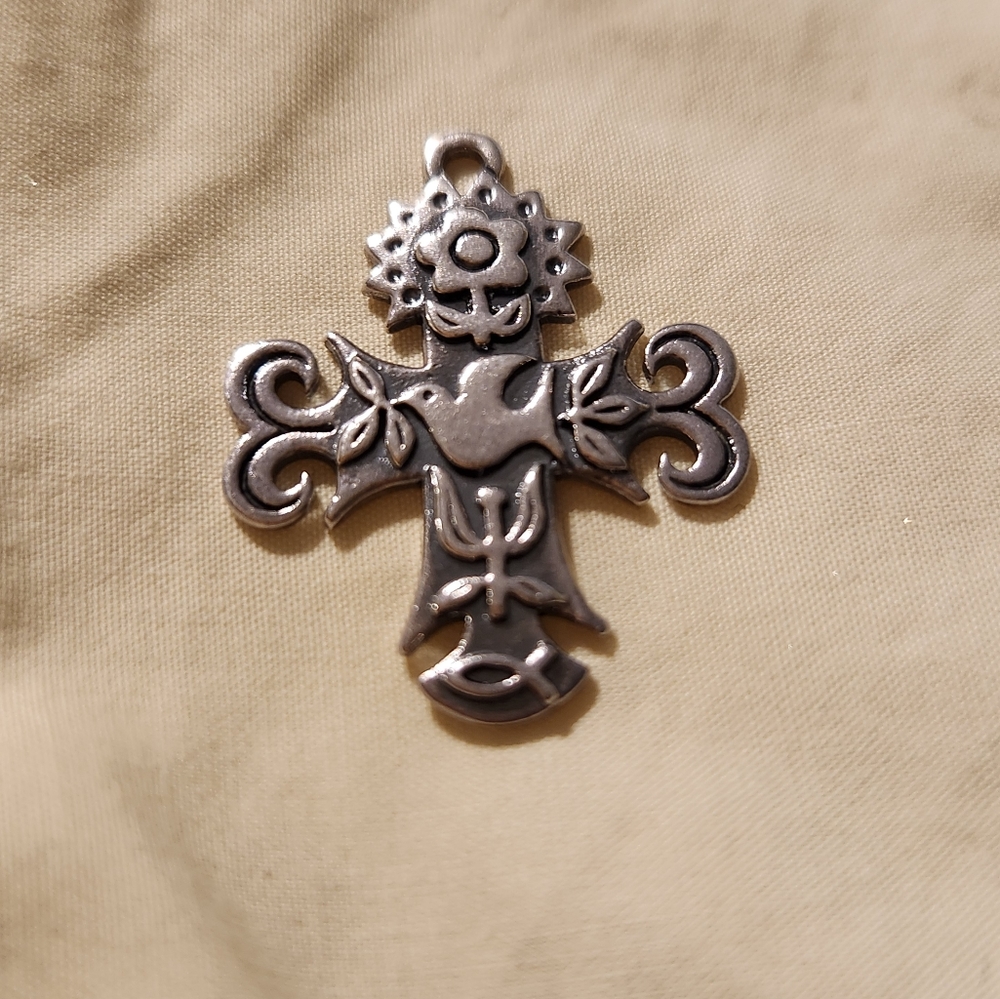 James Avery La Primavera retired cross